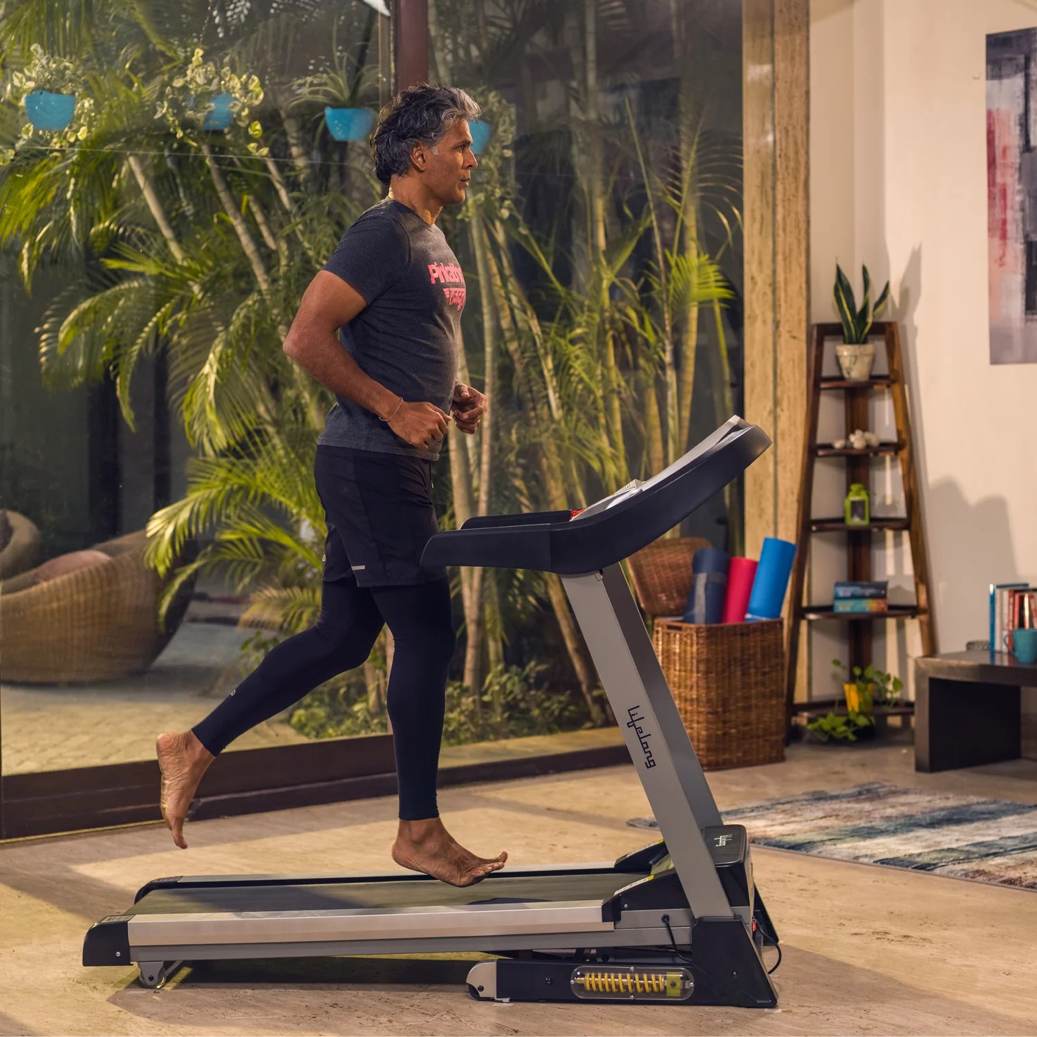 Does Treadmill Build Muscle? Here Is What You Need To Know Philathletics