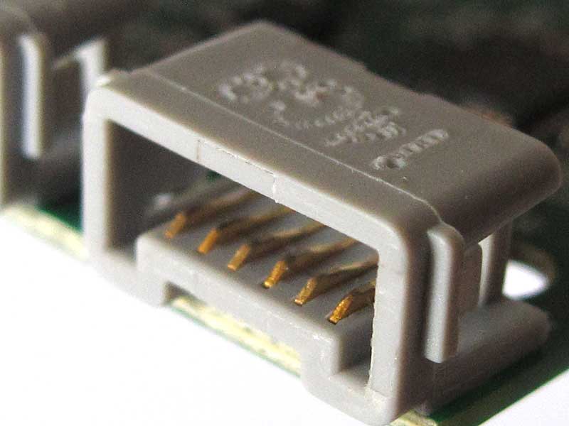 The Power Functions 2.0 connector