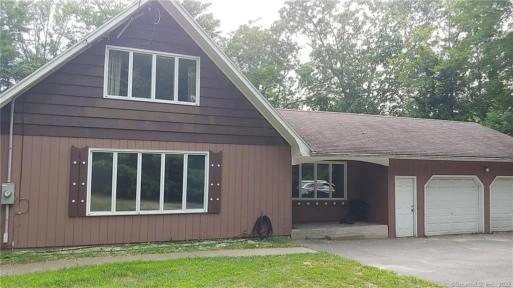 173 Quaker Farms Rd, Oxford, CT Upgradeable Property Professional