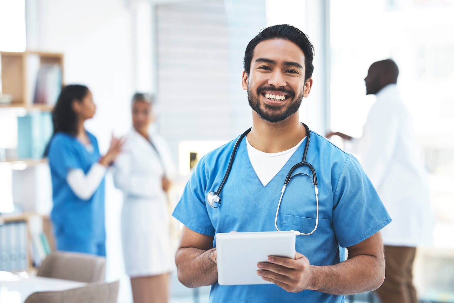 20 Medical Jobs That Don't Require a Degree Phlebotomy USA