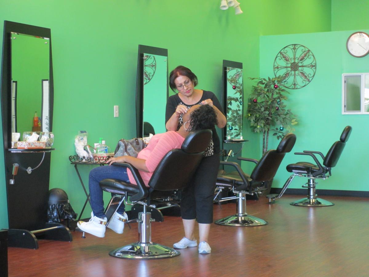 Hollywood Beauty Eyebrow Threading Salon in Phoenix, AZ