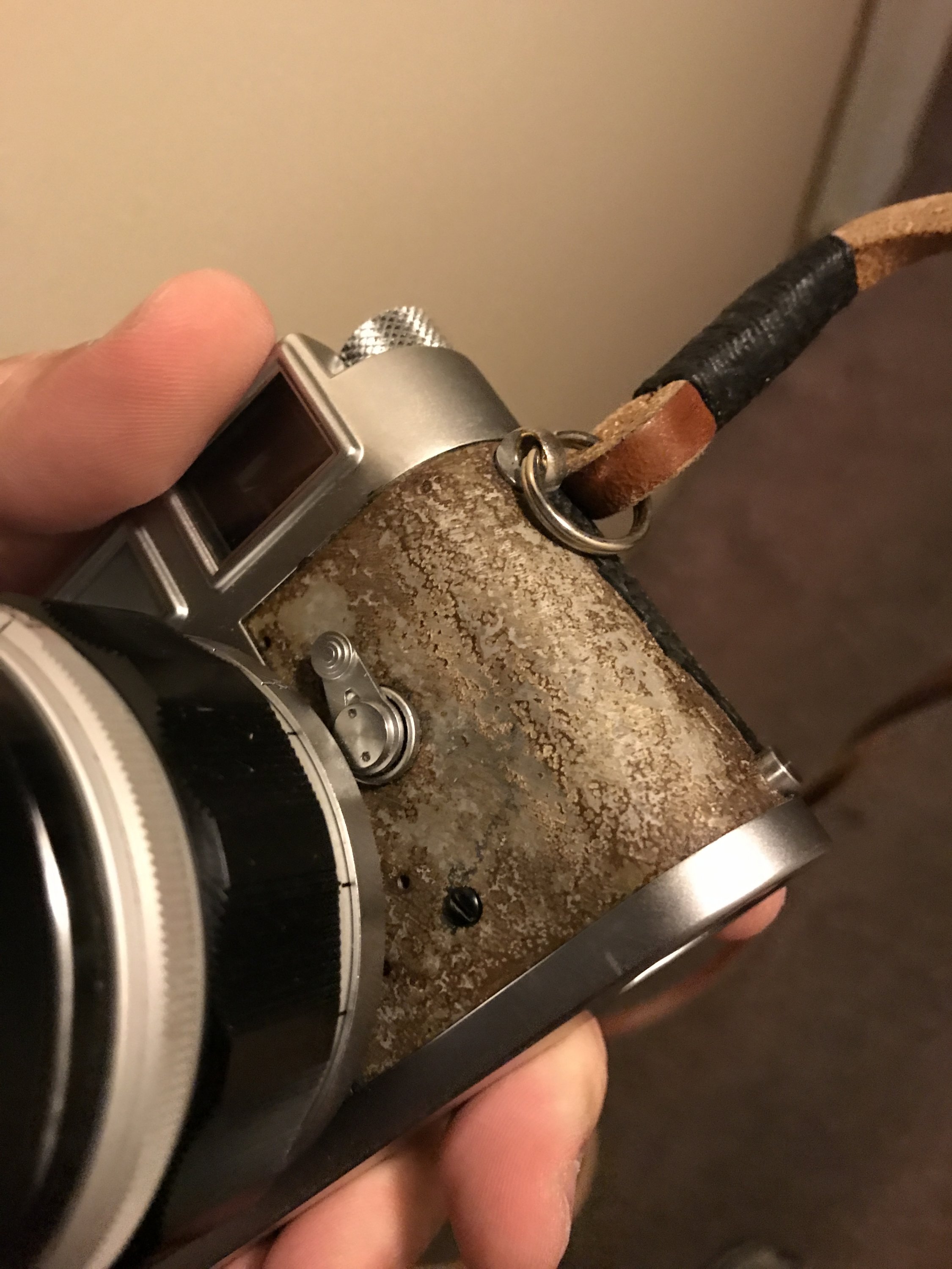 How to clean up leatherette from Leica M3? Photography Forums