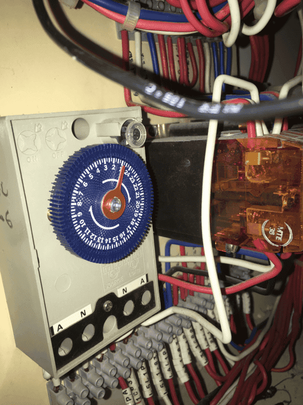 Any ideas for how to read this mechanical timer?