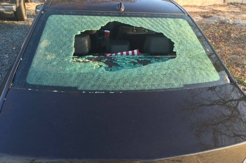 Under what conditions can glass crack spontaneously?