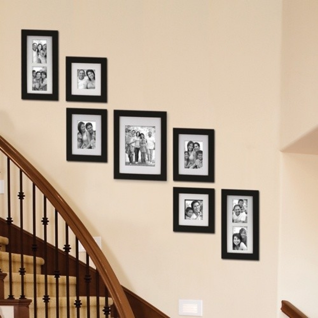 Yet, properly decorated, the stair wall can have a significant effect on the house's interior. 25+ Best Picture Wall Ideas for Stairs | PicBackMan