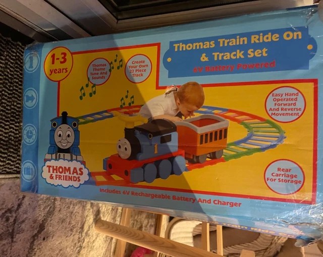 THOMAS THE TANK Engine Ride On Train And Track Peg Perego. £80.00