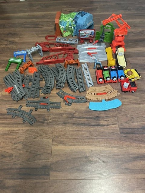 THOMAS THE TANK Engine trackmaster bundle. Two Sets With Instructions
