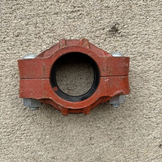 2& VICTAULIC FIRELOCK Flexible Grooved Coupling Style 77 Ductile Iron