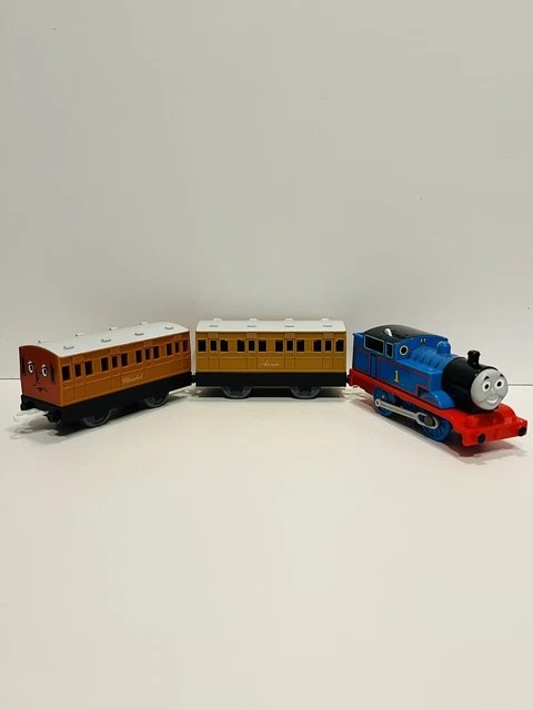 TRACKMASTER THOMAS THE tank engine battery train Thomas Annie