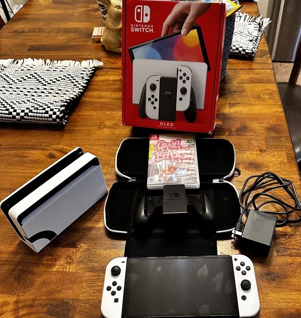 NINTENDO SWITCH OLED Model HEG001 Handheld Console 64GB White 270