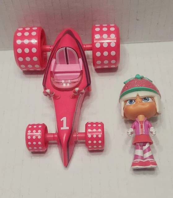WRECK IT RALPH Sugar Rush Racers Taffyta Muttonfudge With Car 42.96