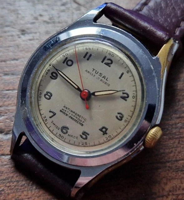 WW2 VINTAGE 1940'S 'TUSAL' MILITARY RADIUM DIAL GENTS