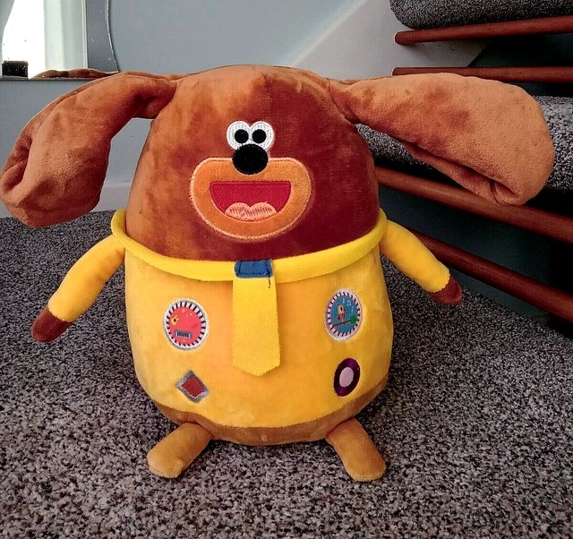 GOLDEN BEAR Hey Duggee Musical Interactive Toy 10" (Full Description