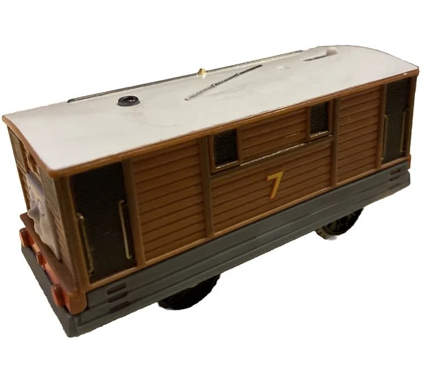 THOMAS & FRIENDS Trackmaster Toby Motorized Engine & Boxcar Tested 2013