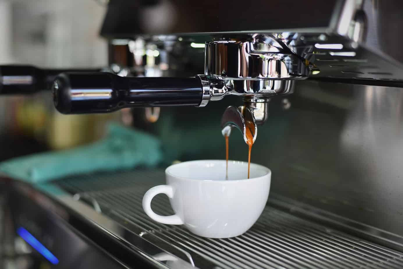 Best Espresso Machine Under 1000 (Top 5 Reviews Explained)