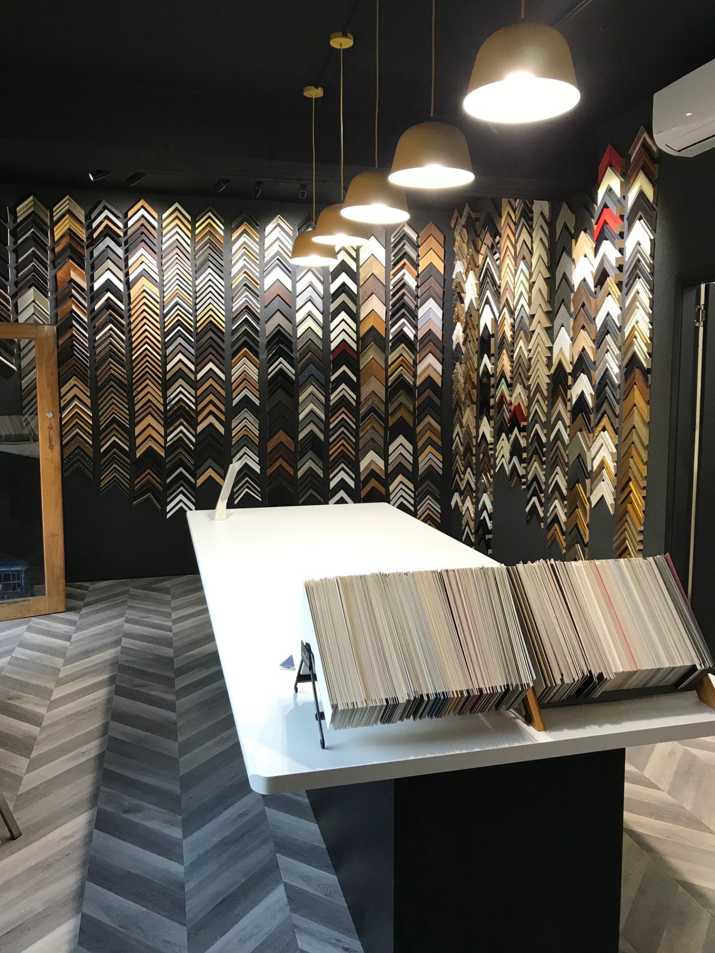 Gallery Pickwick Picture Framers