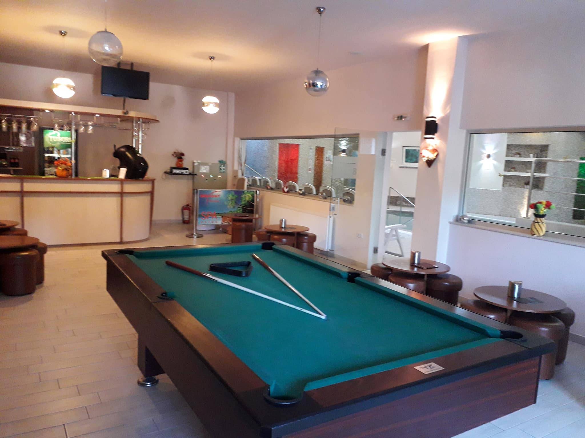 Oferte si reduceri la cazare hotel orizont cozia caciulata. Relaxare Munte Spa Calimanesti Caciulata Hotel Orizont Cozia Pico Mar Travel