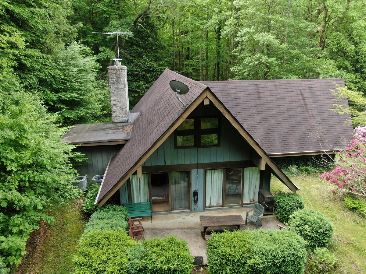 Venture in Real Estate Hocking Hills Cottages and Cabins