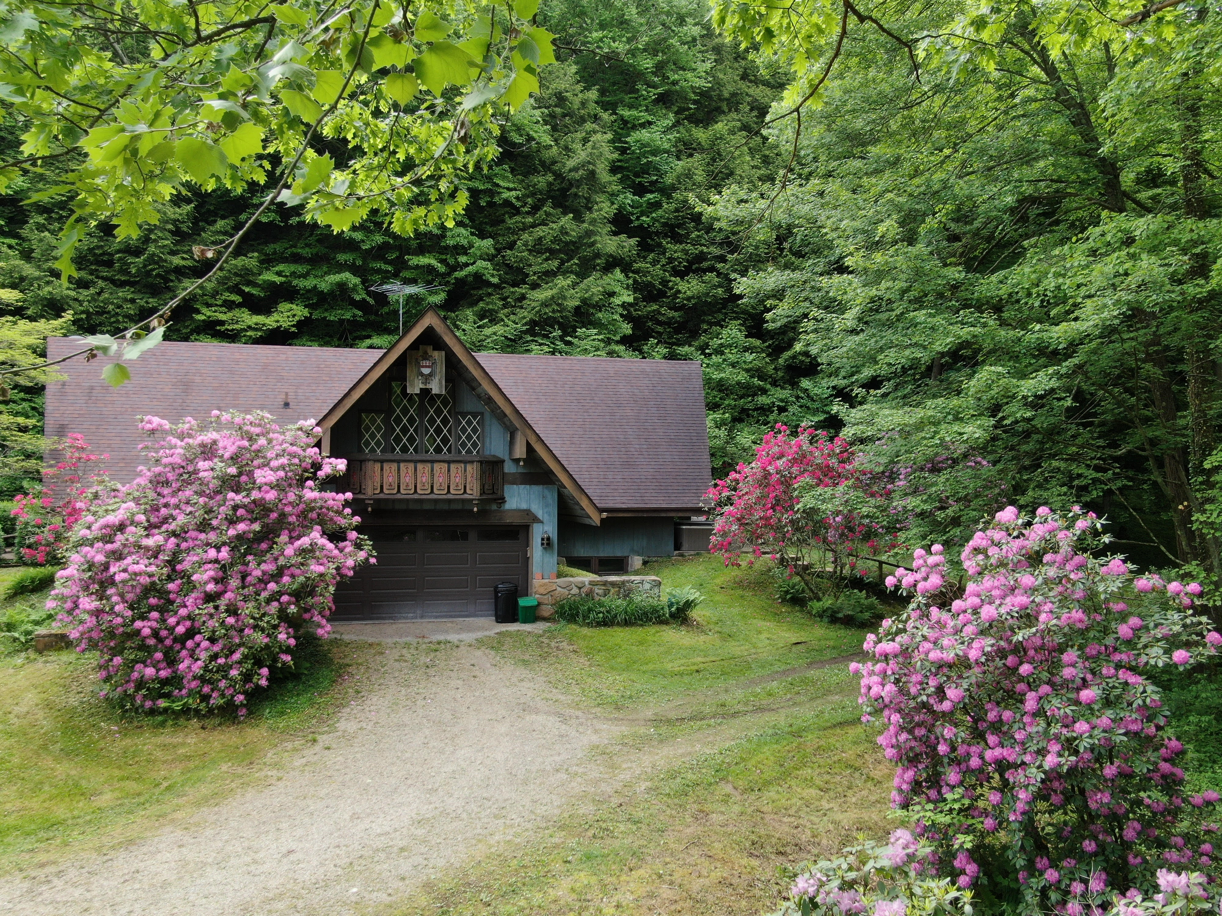 Venture in Real Estate Hocking Hills Cottages and Cabins