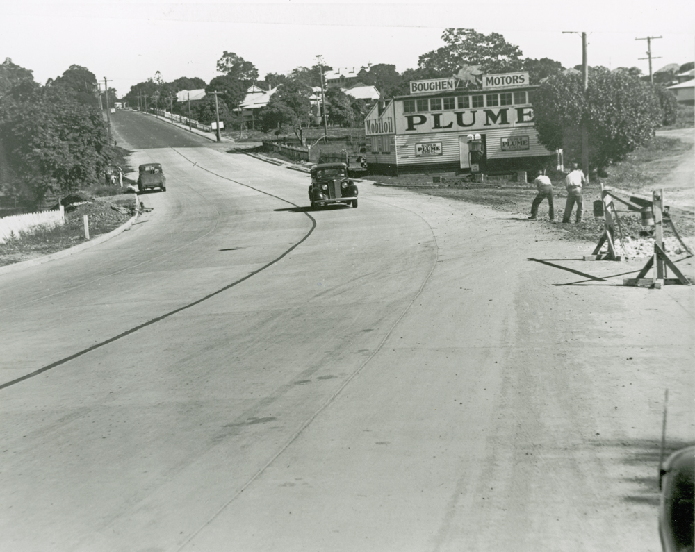 Brisbane Road towards Gibbon Street, East Ipswich, 1948 Picture Ipswich