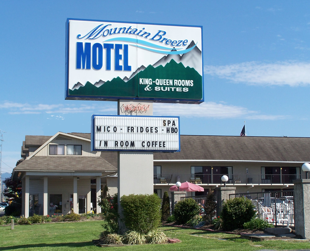 Mountain Breeze Motel