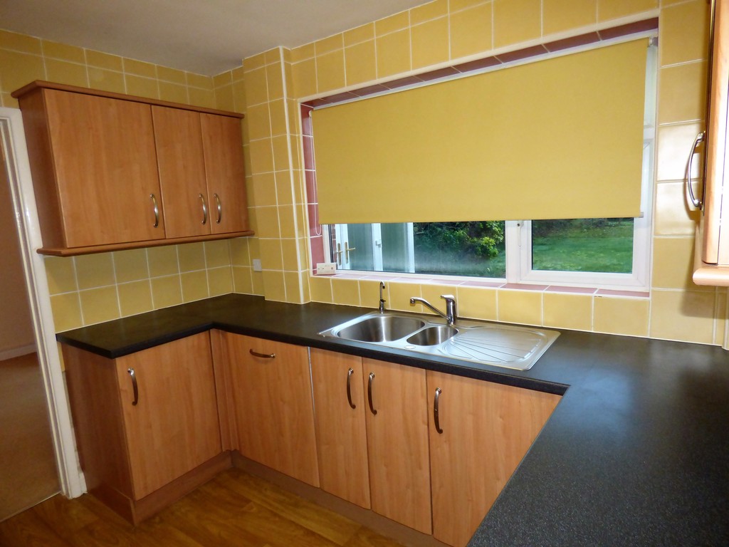 46 Charlbury Road, Shrivenham, Swindon Pilgrim Bond