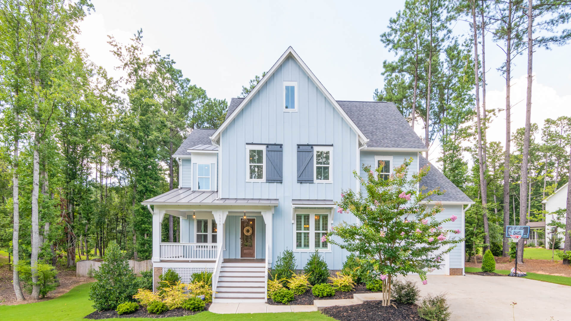 Lamplighter Apartments Pilles