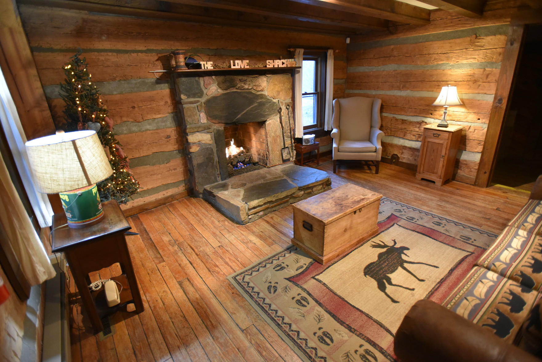 Pilot Knob Inn Suites