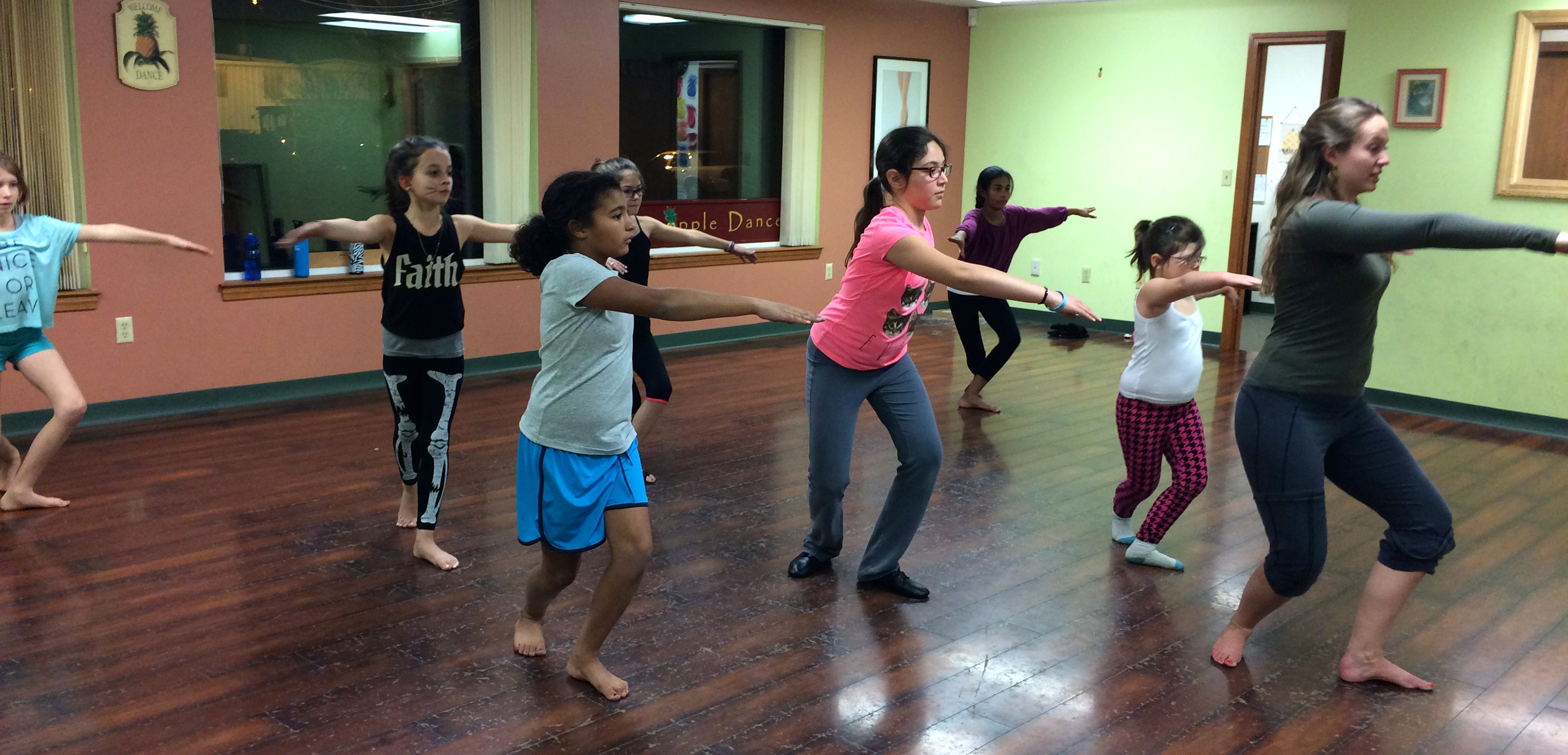 Children's Classes at Pineapple Dance Studio, Pineapple Dance Studio