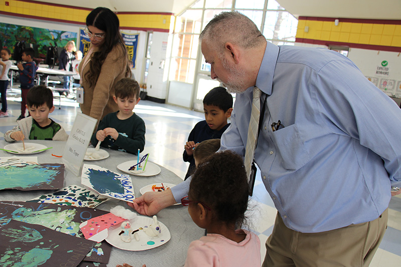 Mindful Art program culminates in beautiful exhibit by students Pine