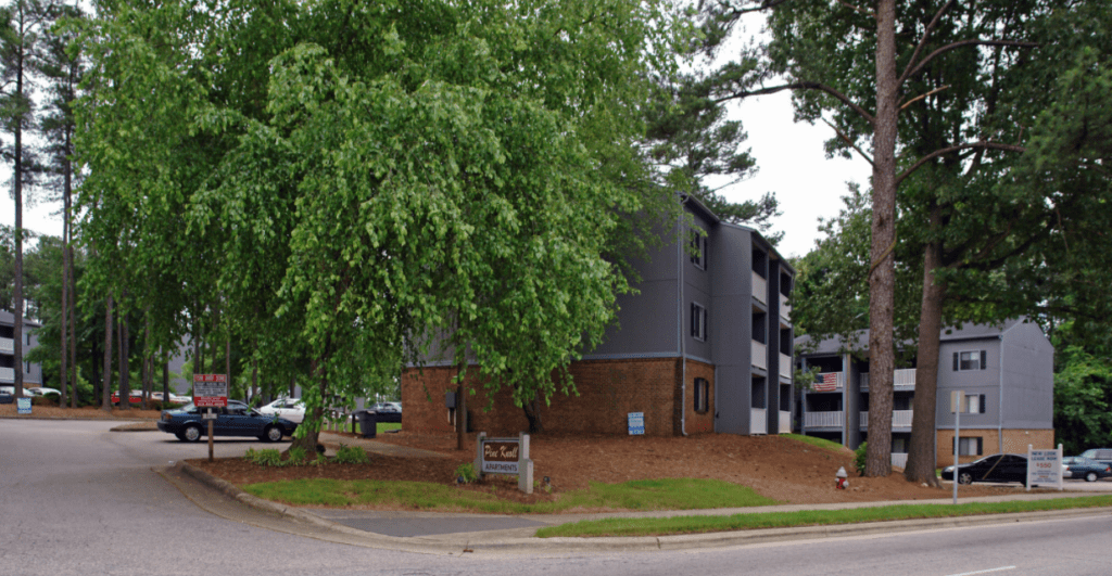 Pine Knoll Apartments