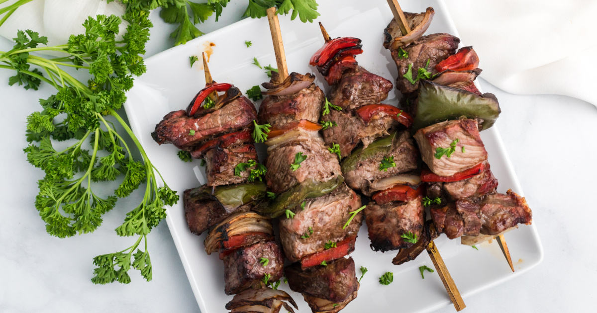 Air Fryer Steak Kabobs (QUICK & EASY!) PinkWhen