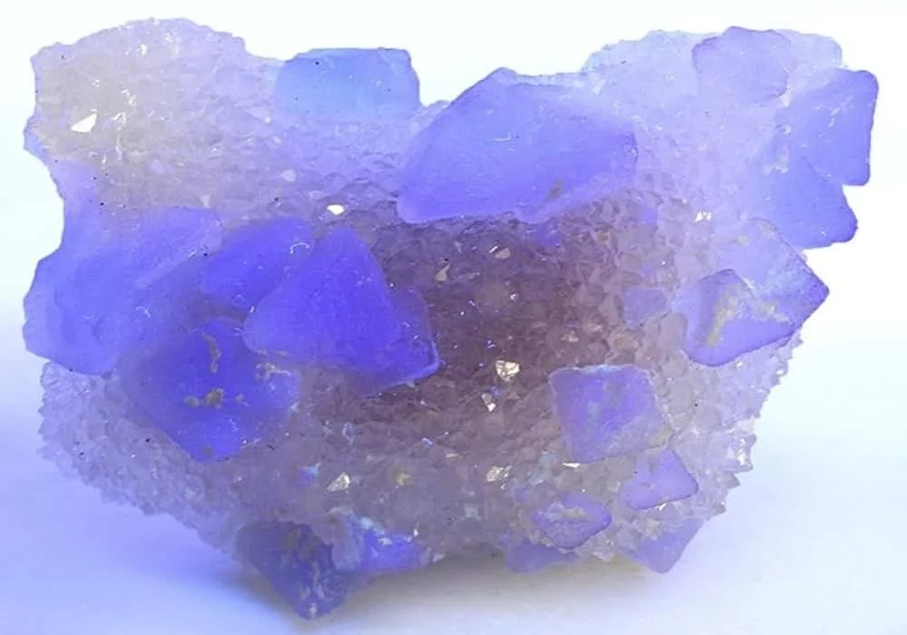 Fluor adalah unsur kimia yang memiliki lambang F dan nomor