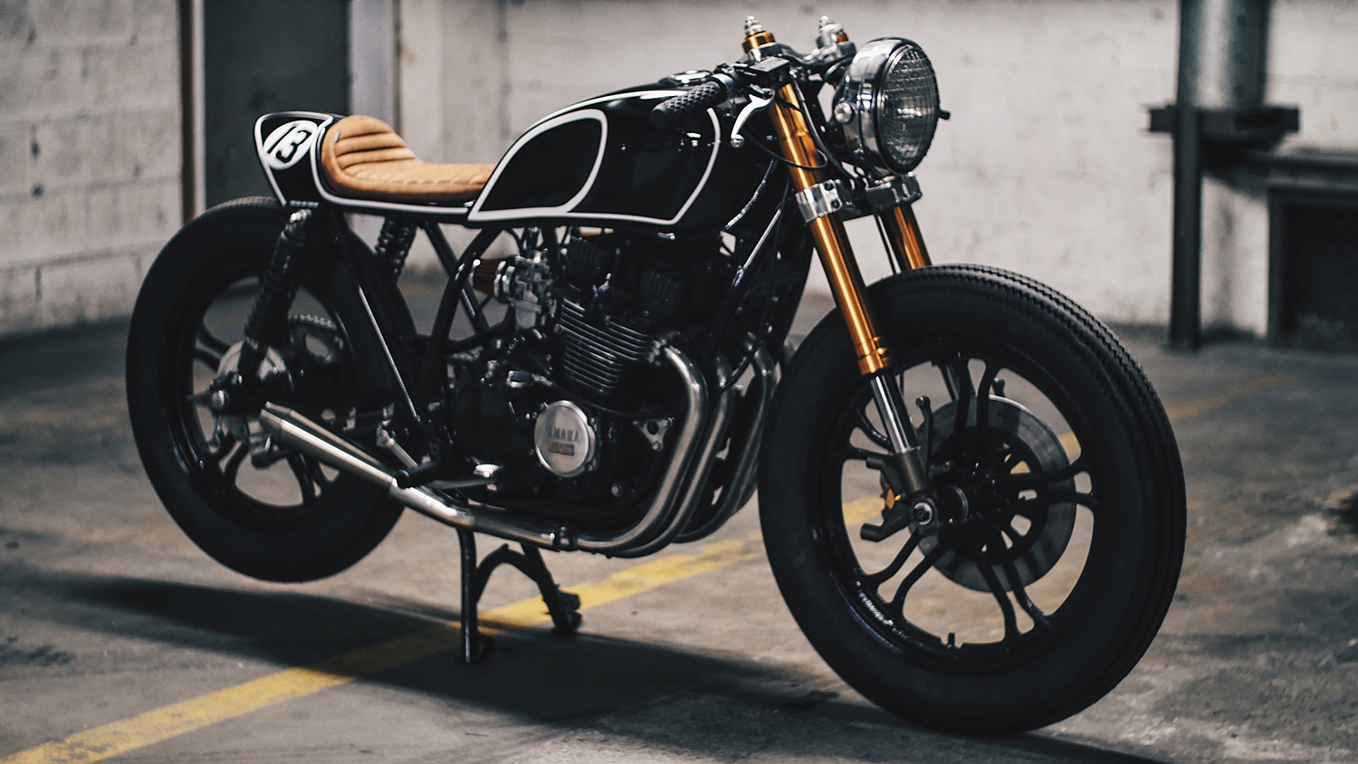 '81 Yamaha XJ550 - Thirteen and Company - Pipeburn (1500 x 844 Pixel)