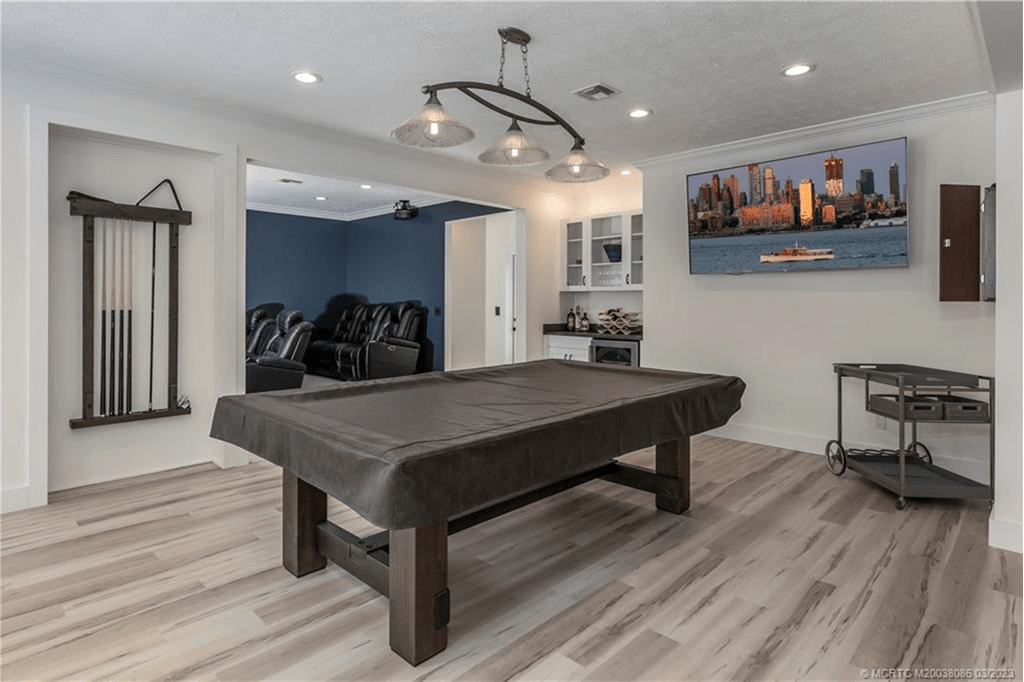 Piper's Landing Yacht & Country Club Real Estate Property 653 SW