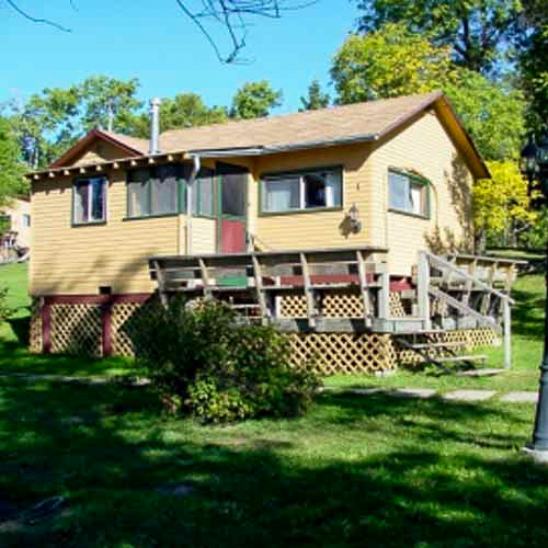 Cabins Pipestone Point Resort