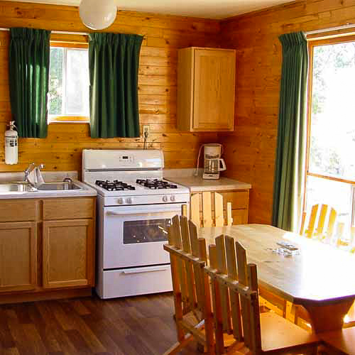 Cabins Pipestone Point Resort