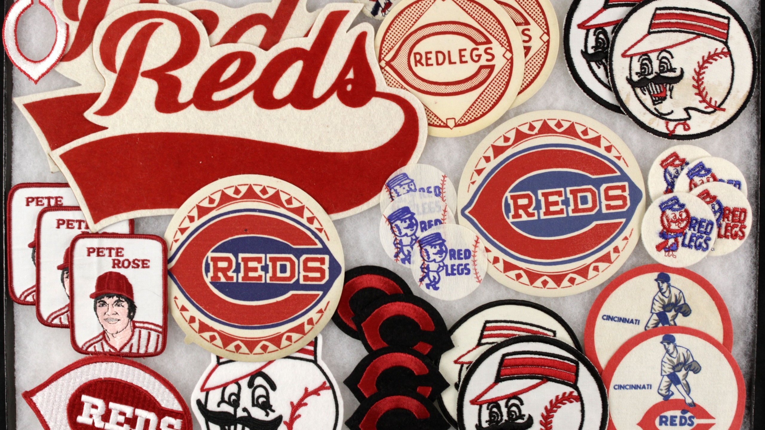 Download Free Cincinnati Reds Backgrounds