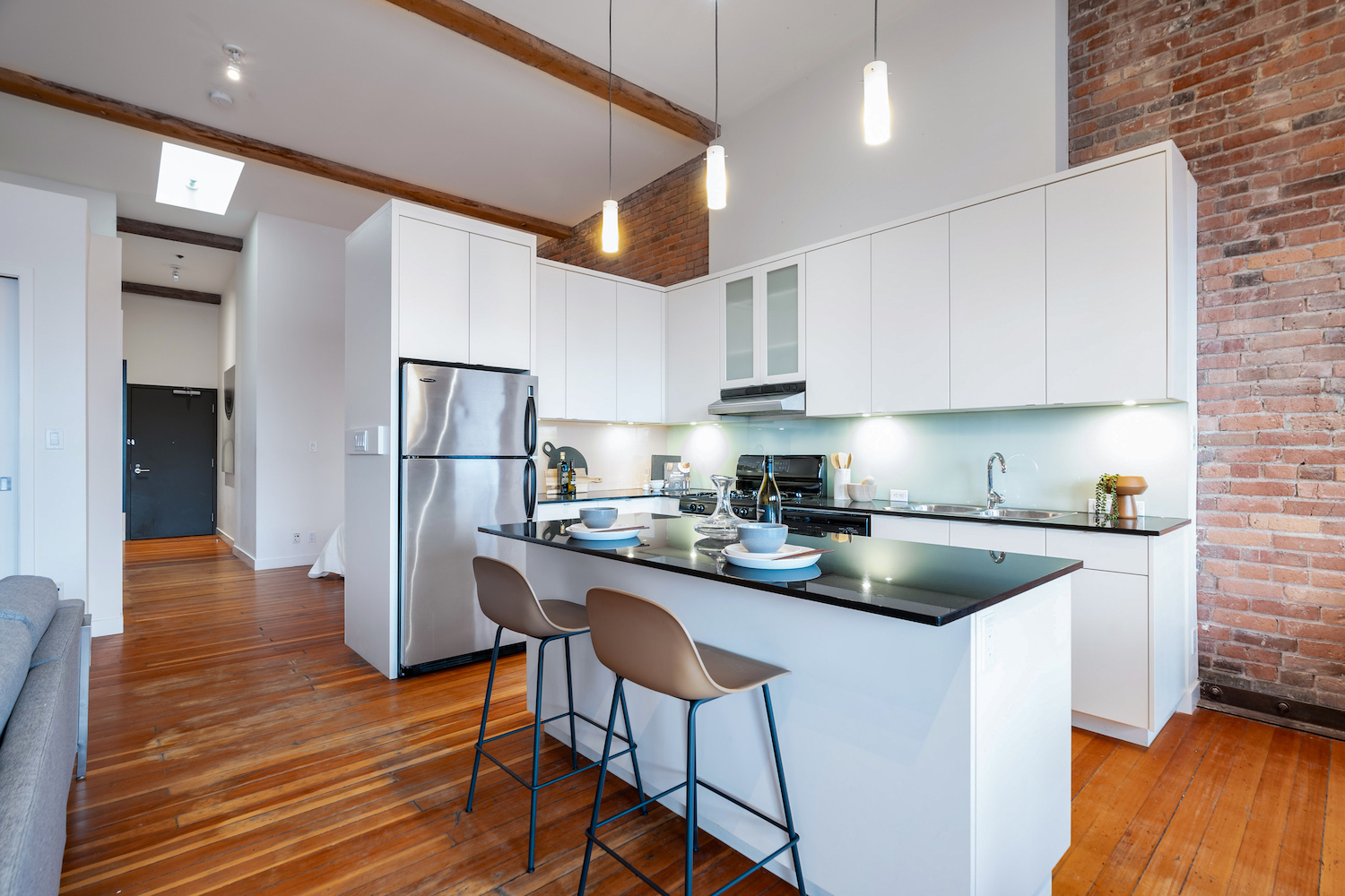 Blog › Gastown Vancouver Lofts for sale Albrighton Real Estate, Vancouver Lofts, Modern