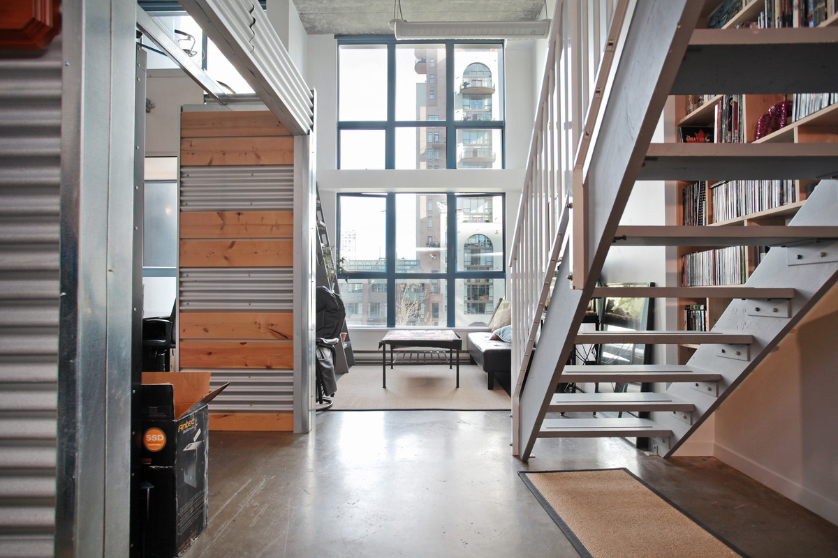 Blog › Downtown Vancouver Lofts for sale Albrighton Real Estate, Vancouver Lofts, Modern