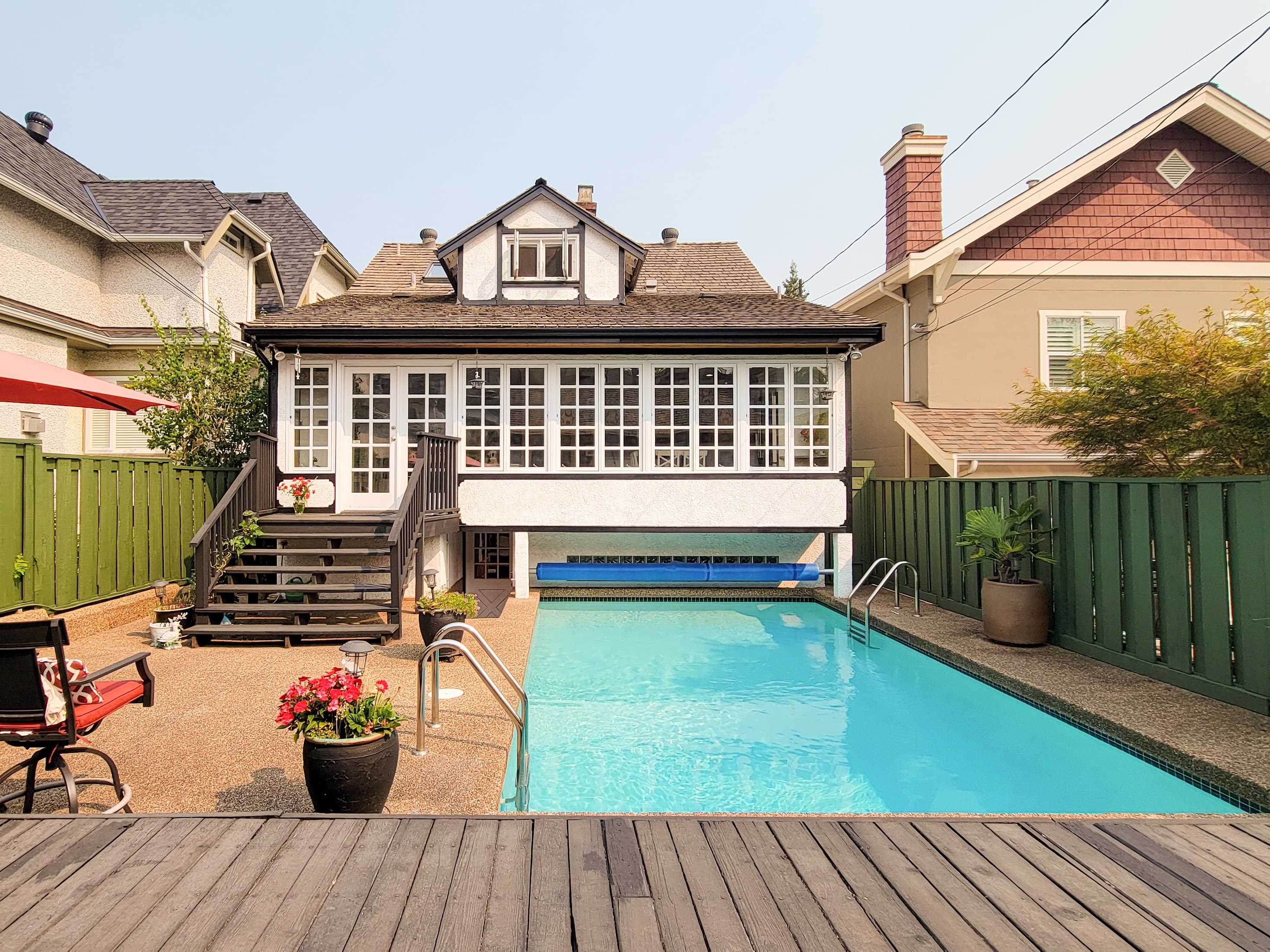 Blog › Vancouver Modern Architectural Houses for sale Albrighton Real