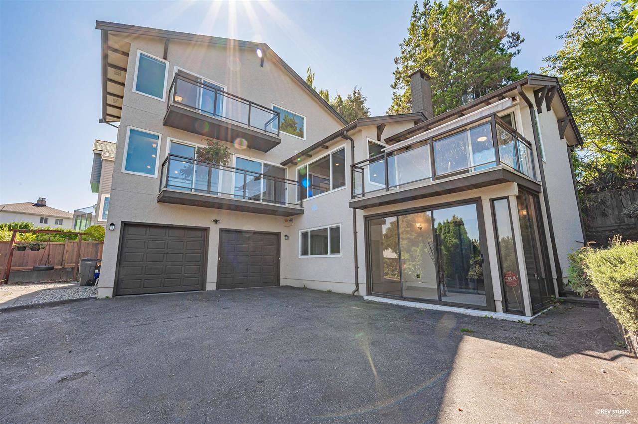 Blog › Vancouver Modern Architectural Houses for sale Albrighton Real