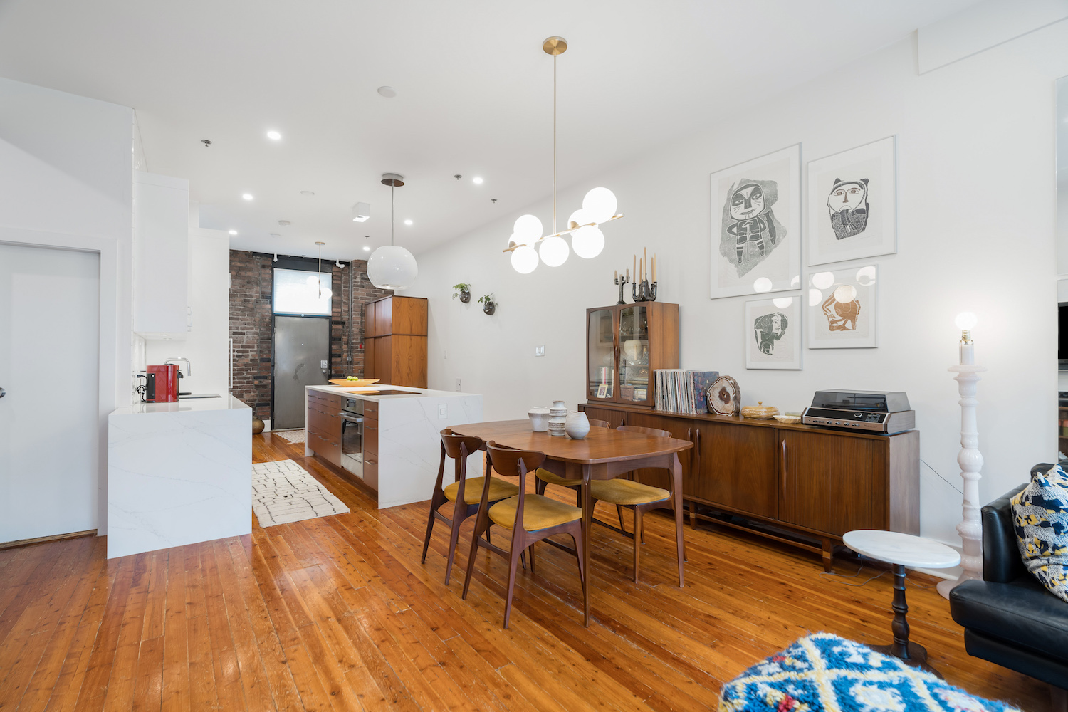 Blog › Gastown Vancouver Lofts for sale Albrighton Real Estate, Vancouver Lofts, Modern