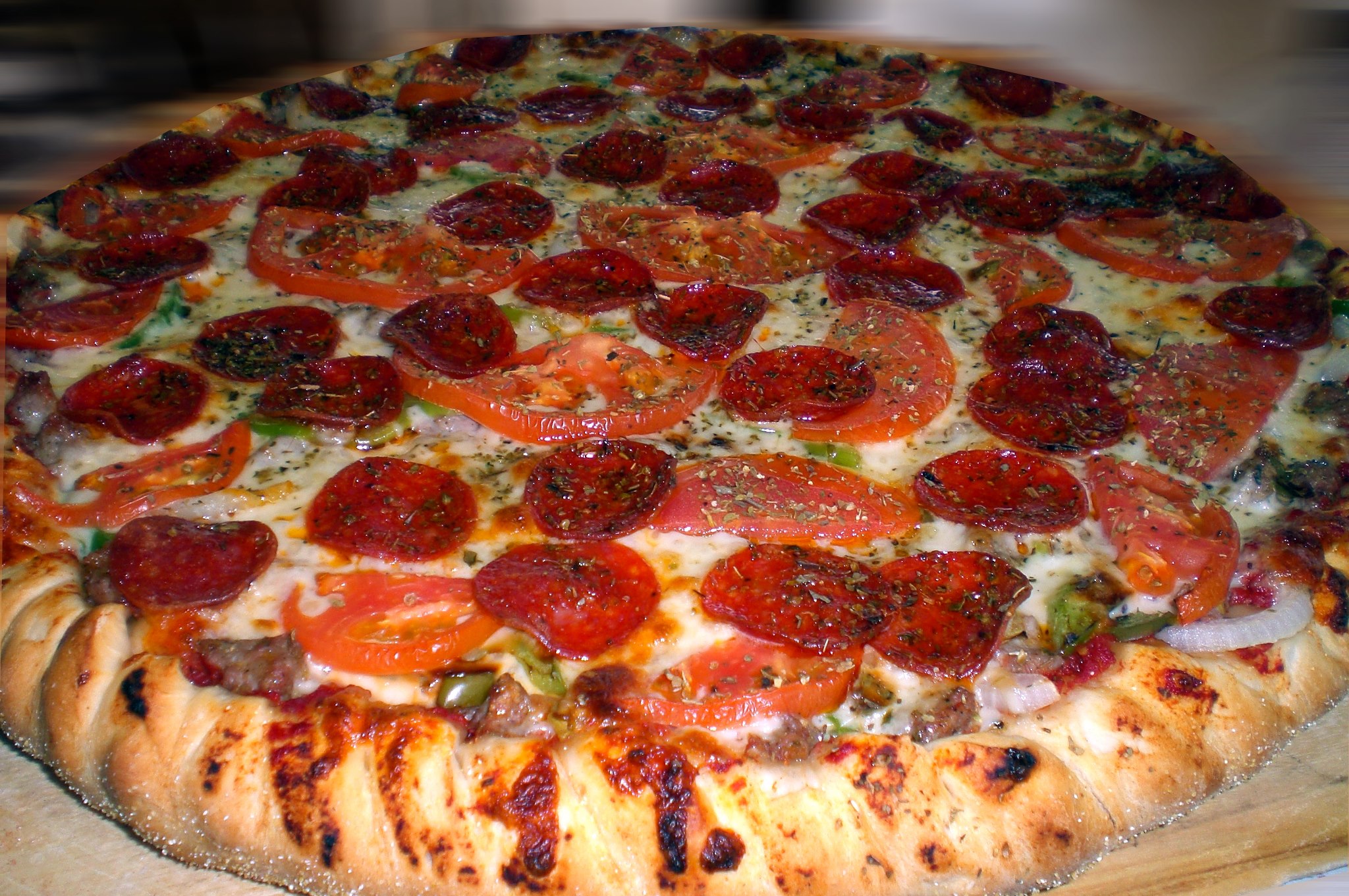 Frato's Pizza in Schaumburg, IL (a Chicago area pizzeria)