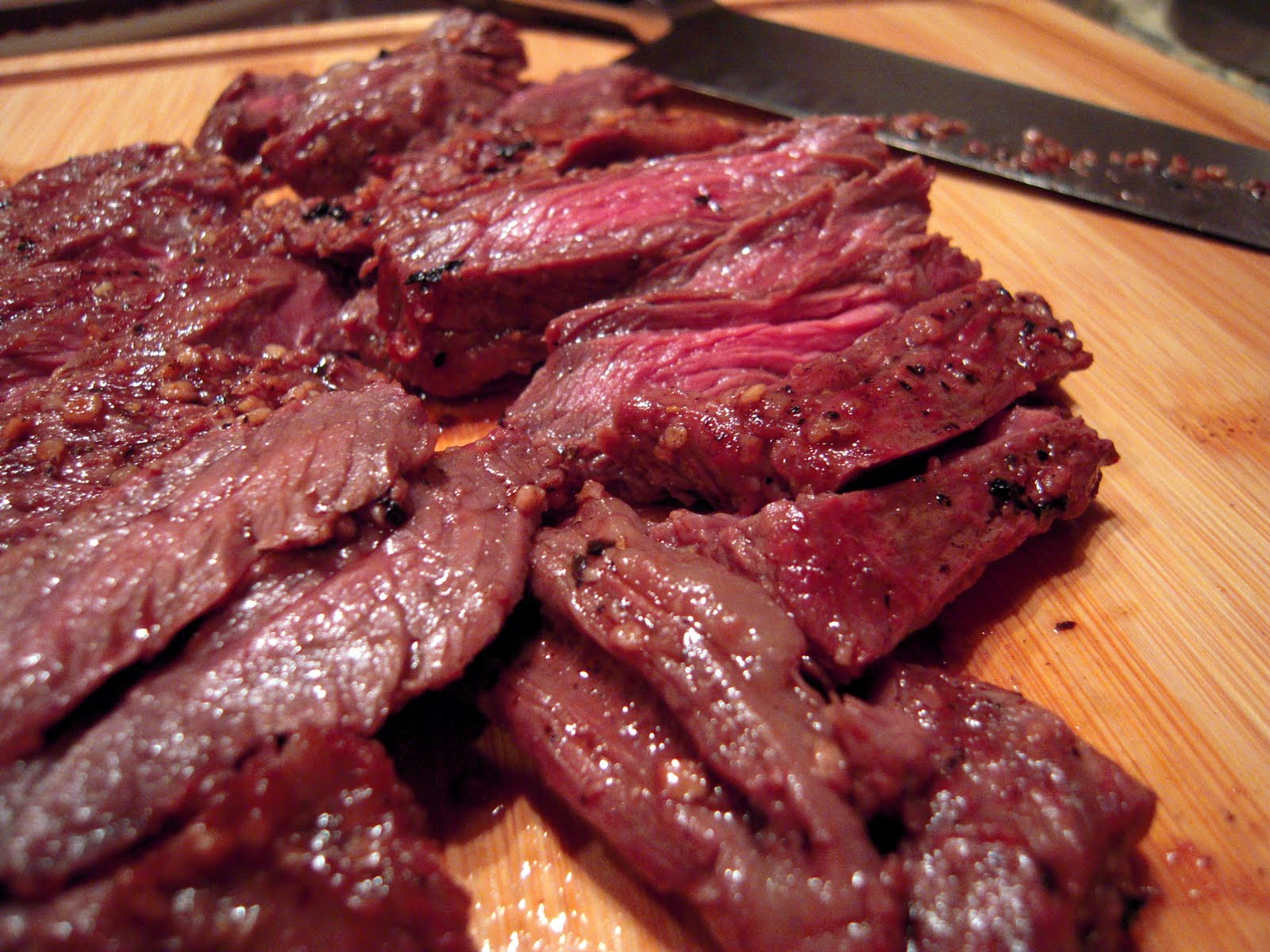 Garlic Skirt Steak Plain Chicken