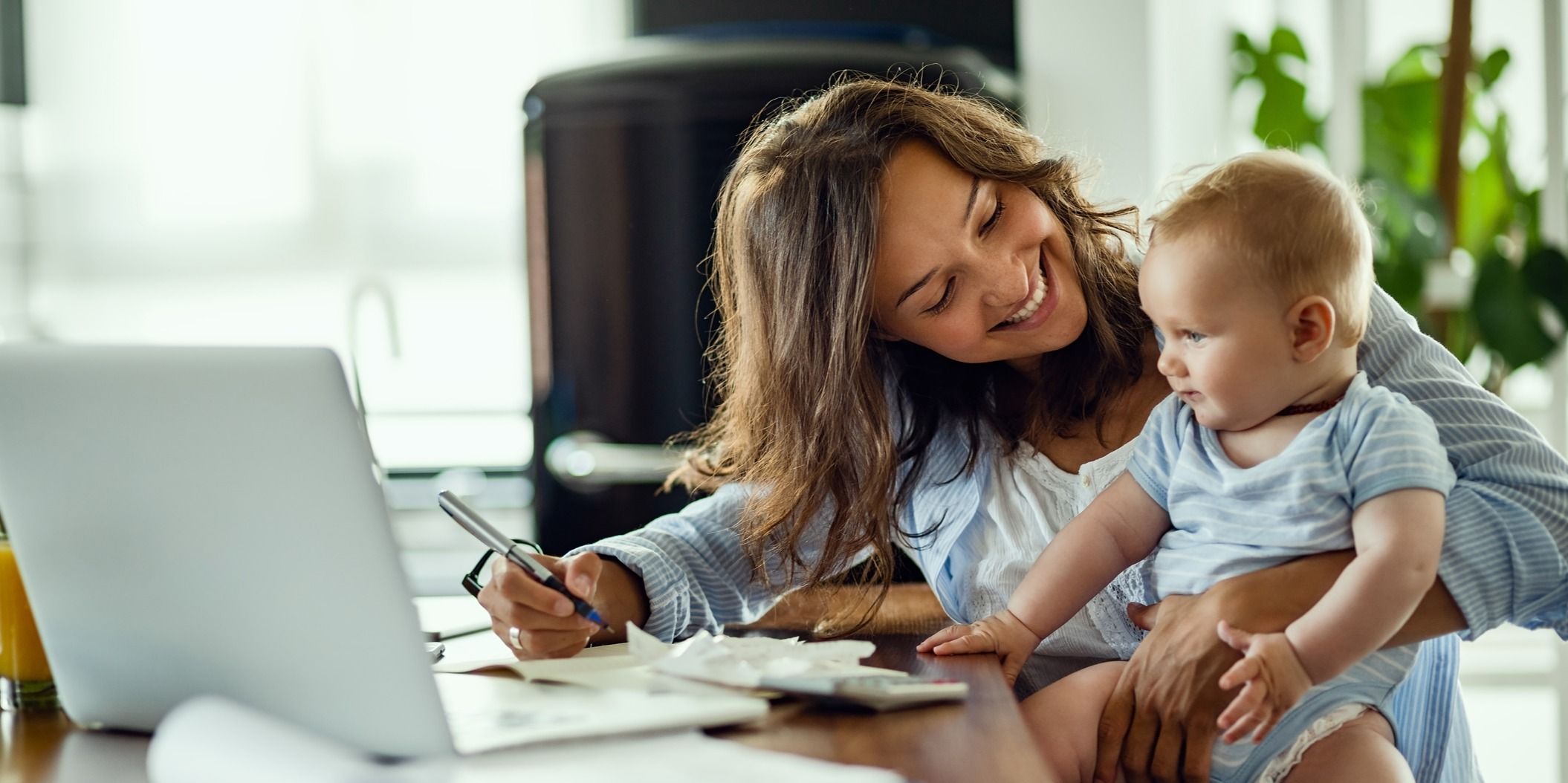 The Benefits of Being a Financial Advisor for Working Moms Craving a