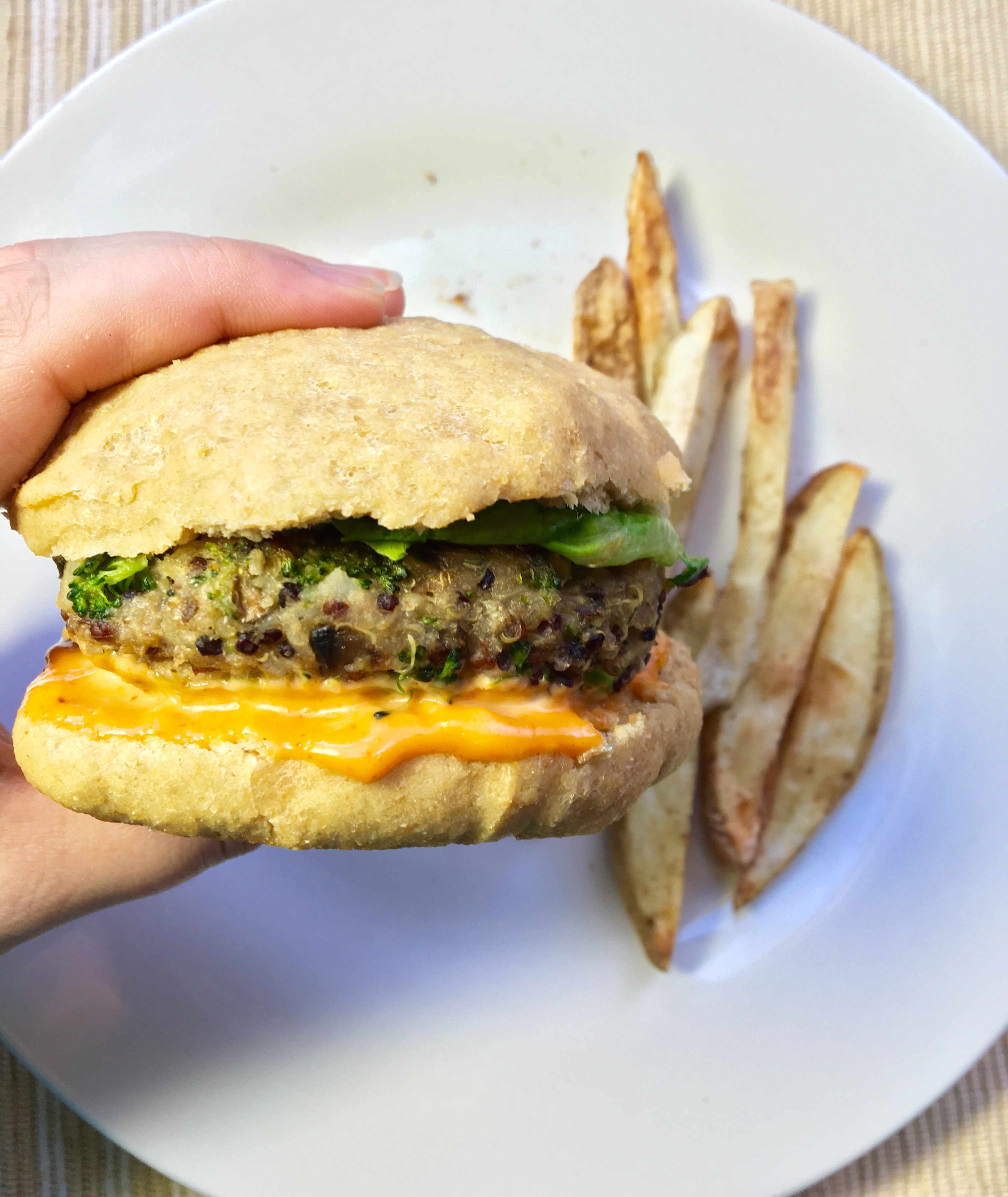 Mushroom Quinoa Burger with Sriracha Aioli easy, vegan, healthy