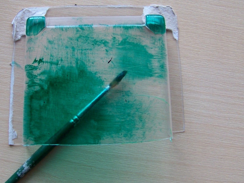 How to create green transparent glass