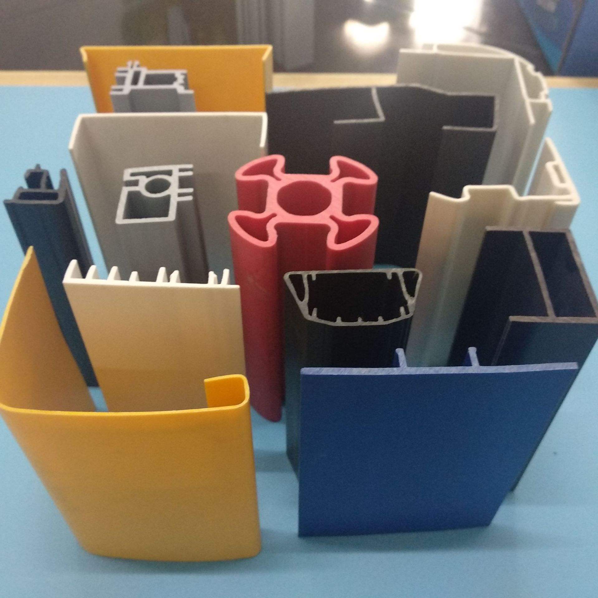 What Is A Plastic Extrusion Profile? Dalilai Plastics
