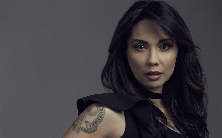 What Plastic Surgery Has Lexa Doig Gotten? Body Measurements and Wiki - Plastic Surgery Stars